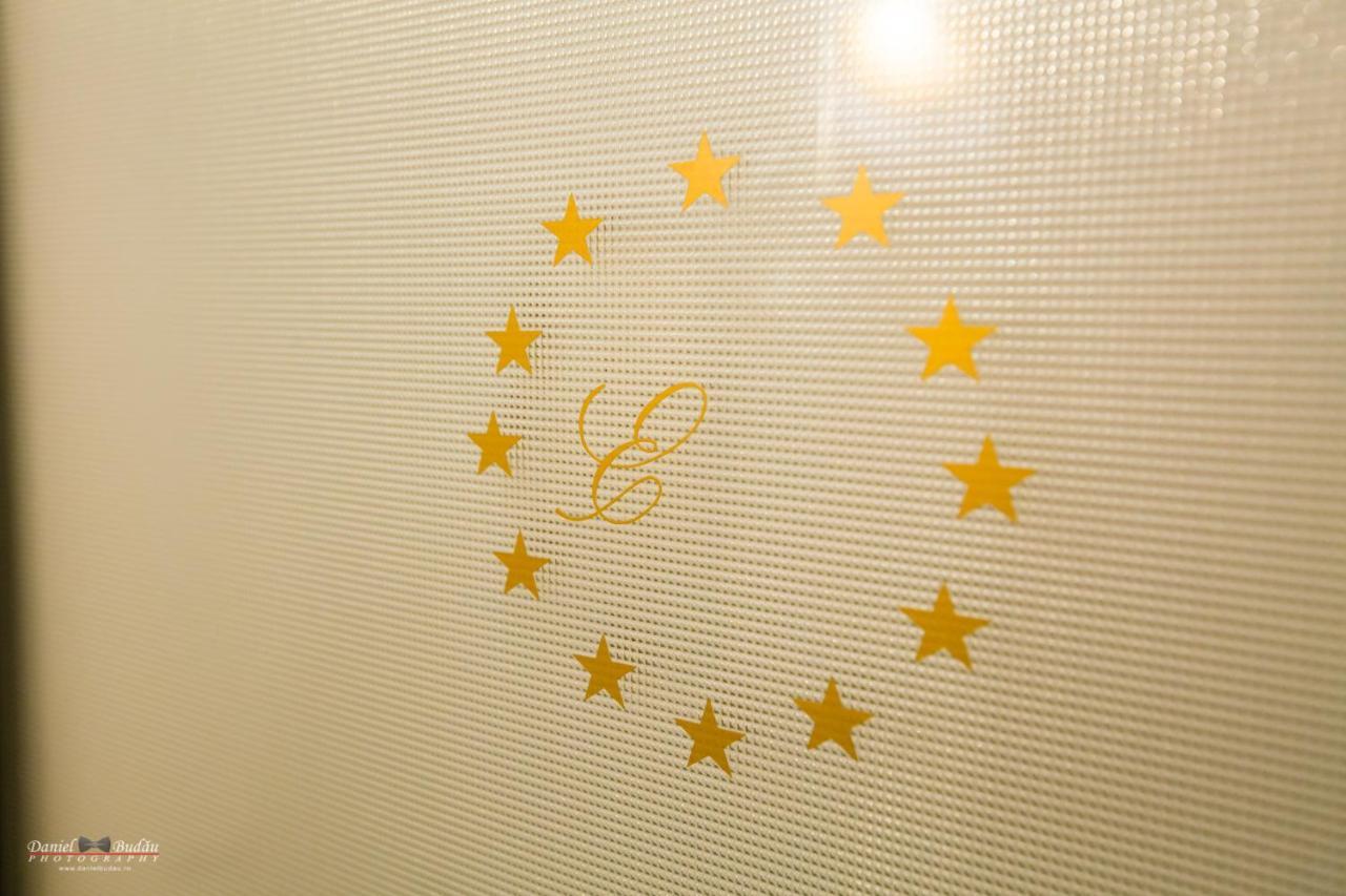 Pensiunea Vila Europa 德瓦 外观 照片
